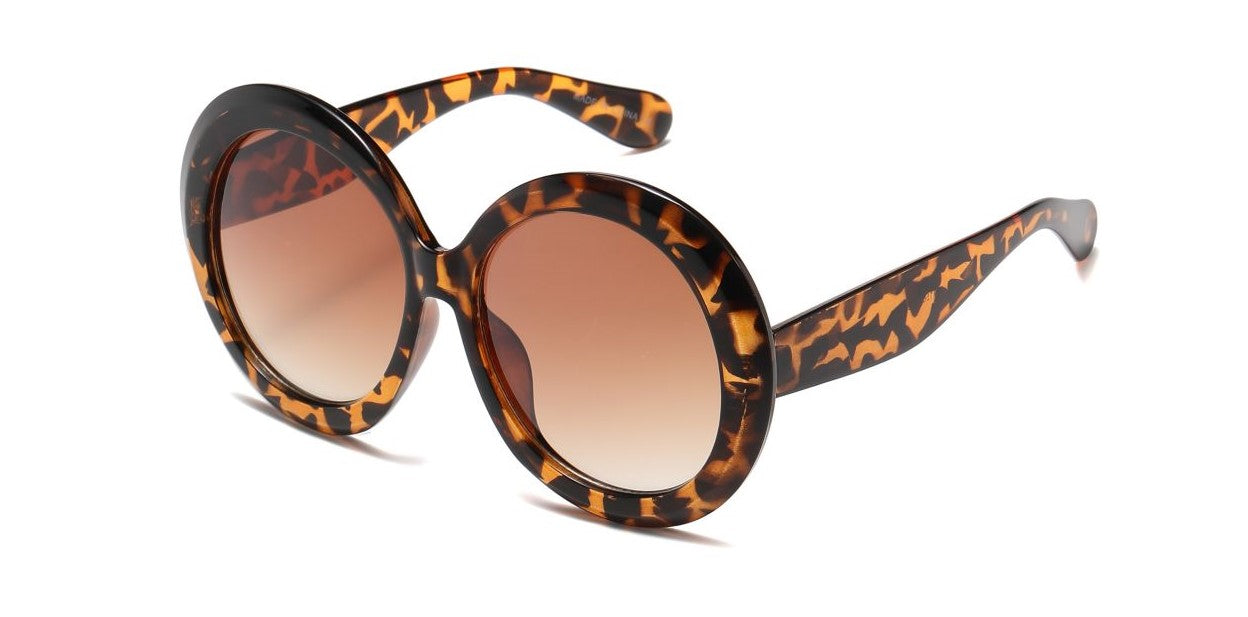 Alora - Dilly Dollar Optical -