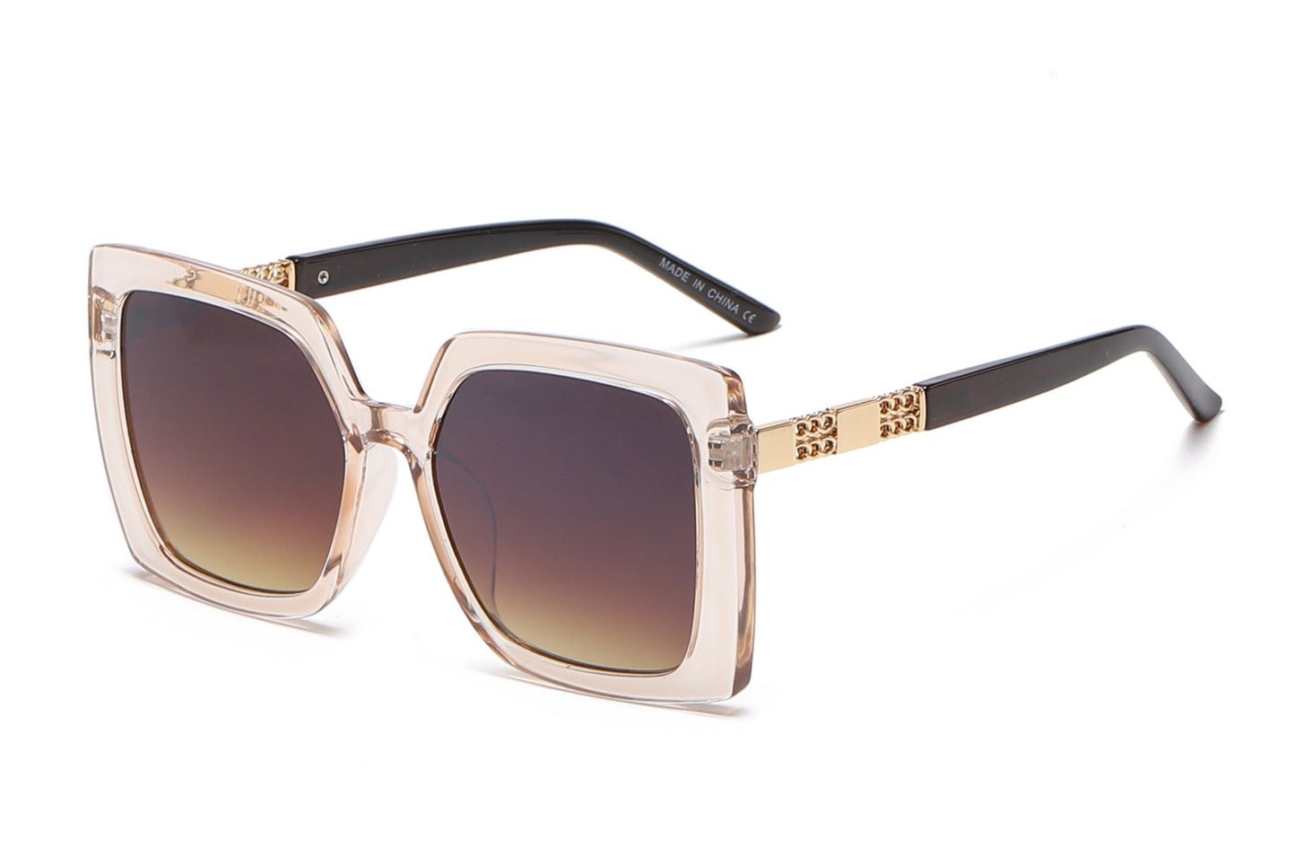 Aubriella - Dilly Dollar Optical -