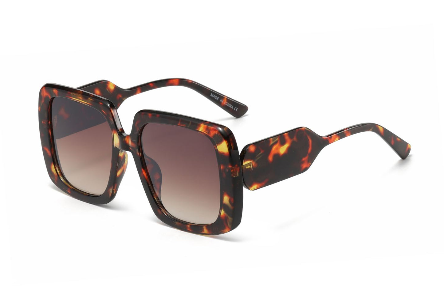 Sariah - Dilly Dollar Optical -