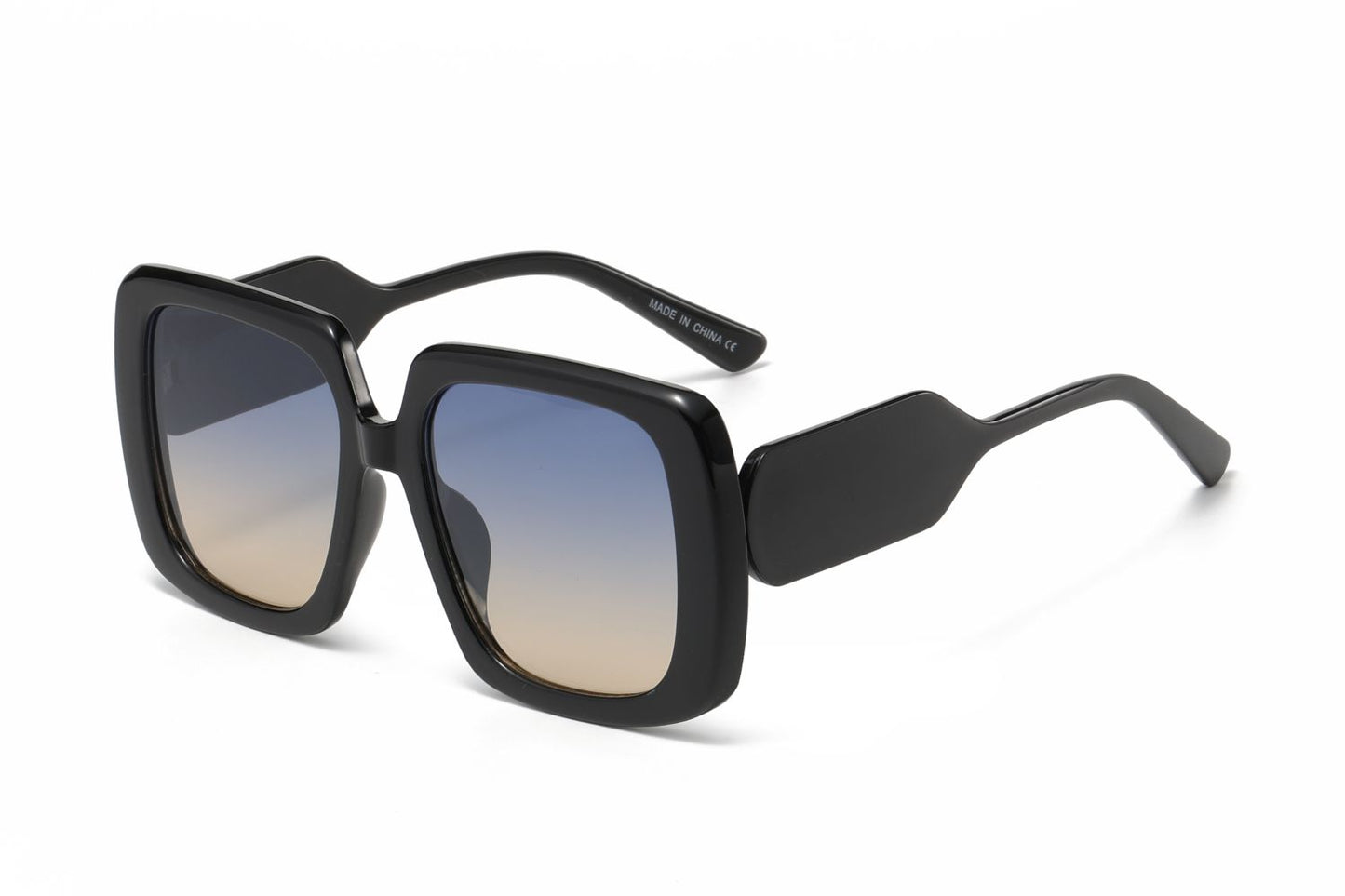 Sariah - Dilly Dollar Optical -