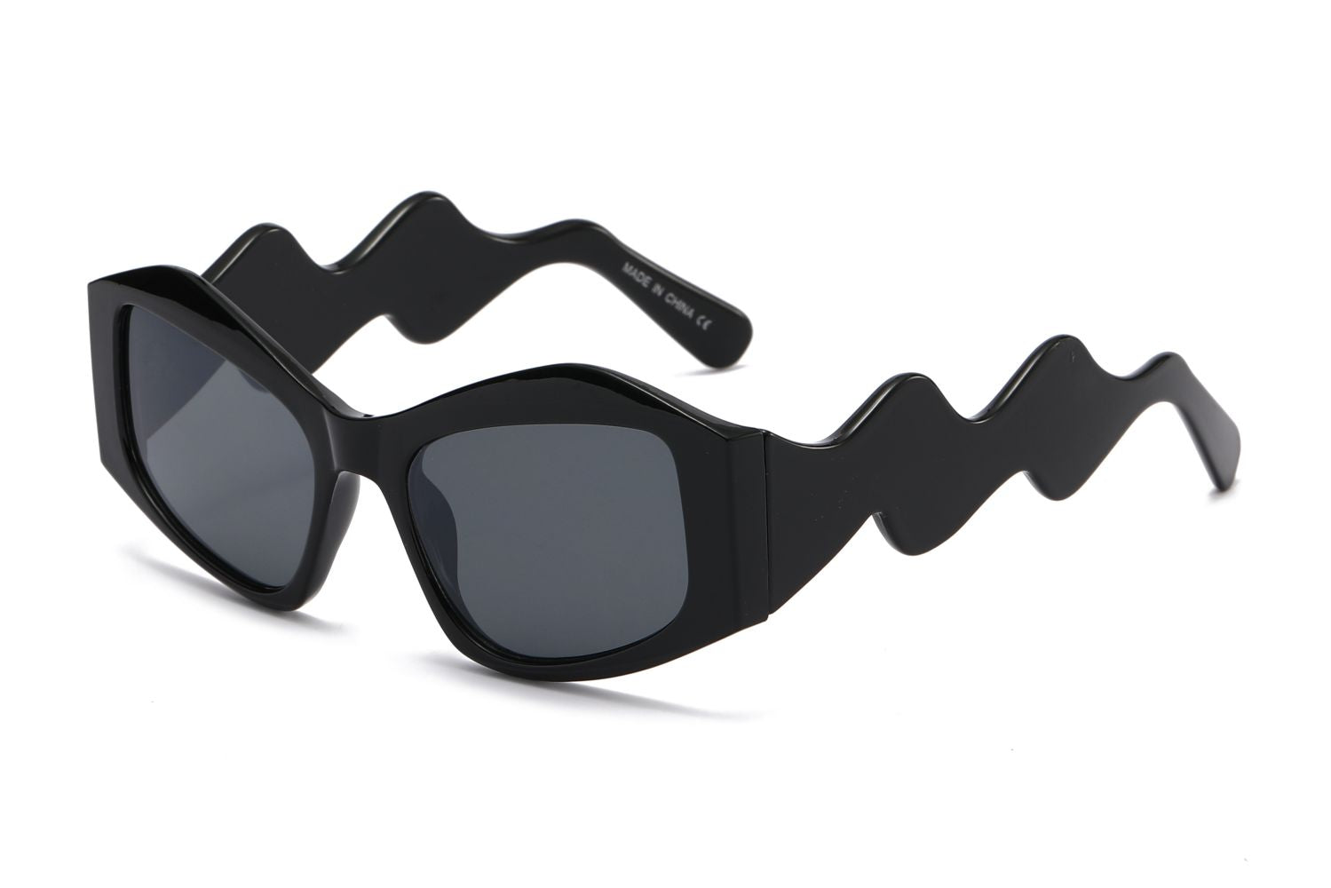 Omari - Dilly Dollar Optical -