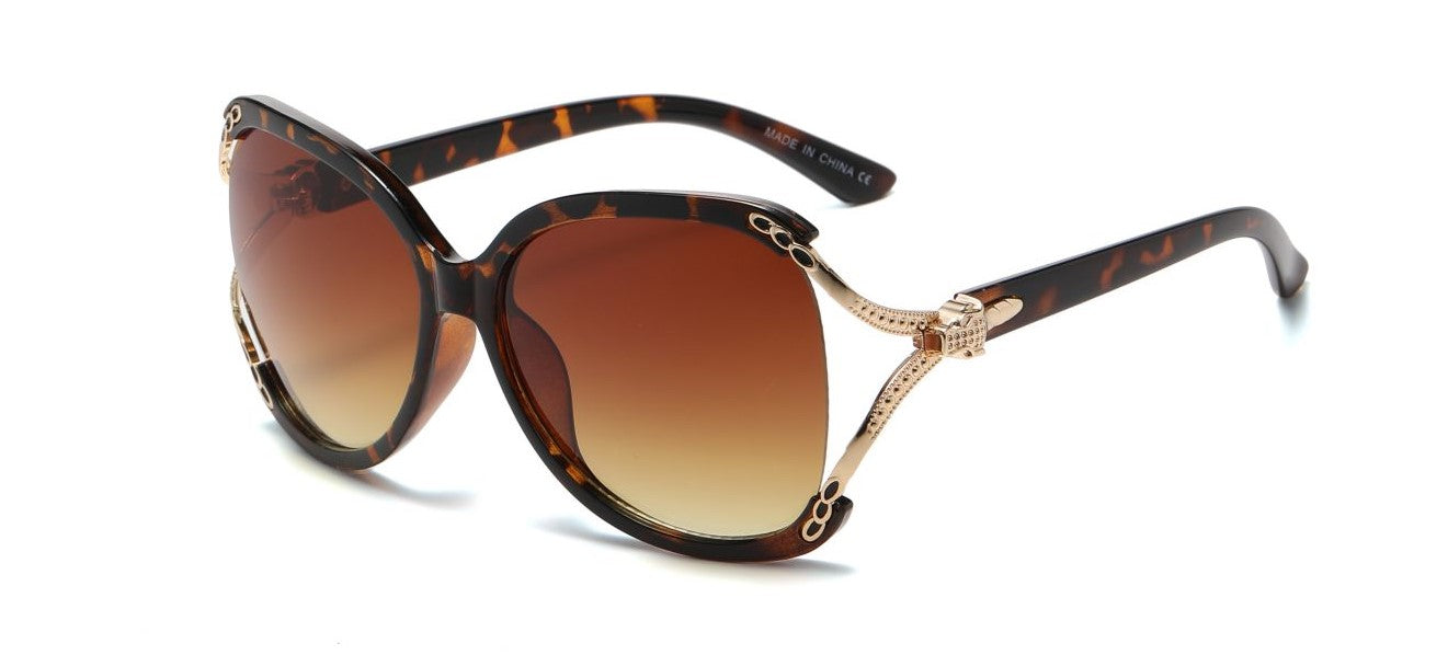 Mariam - Dilly Dollar Optical -