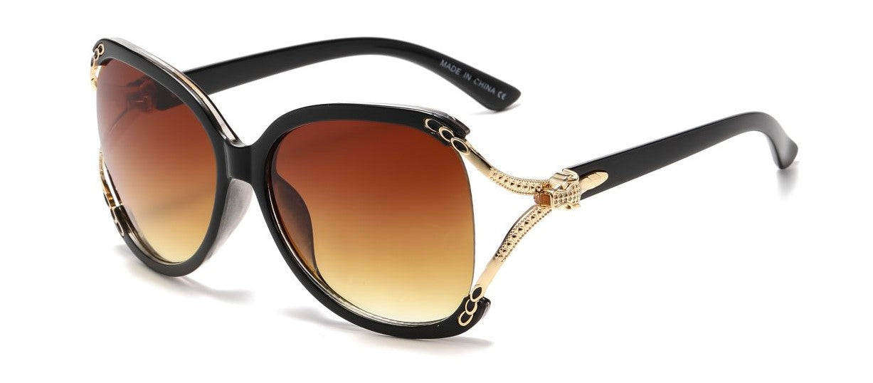 Mariam - Dilly Dollar Optical -