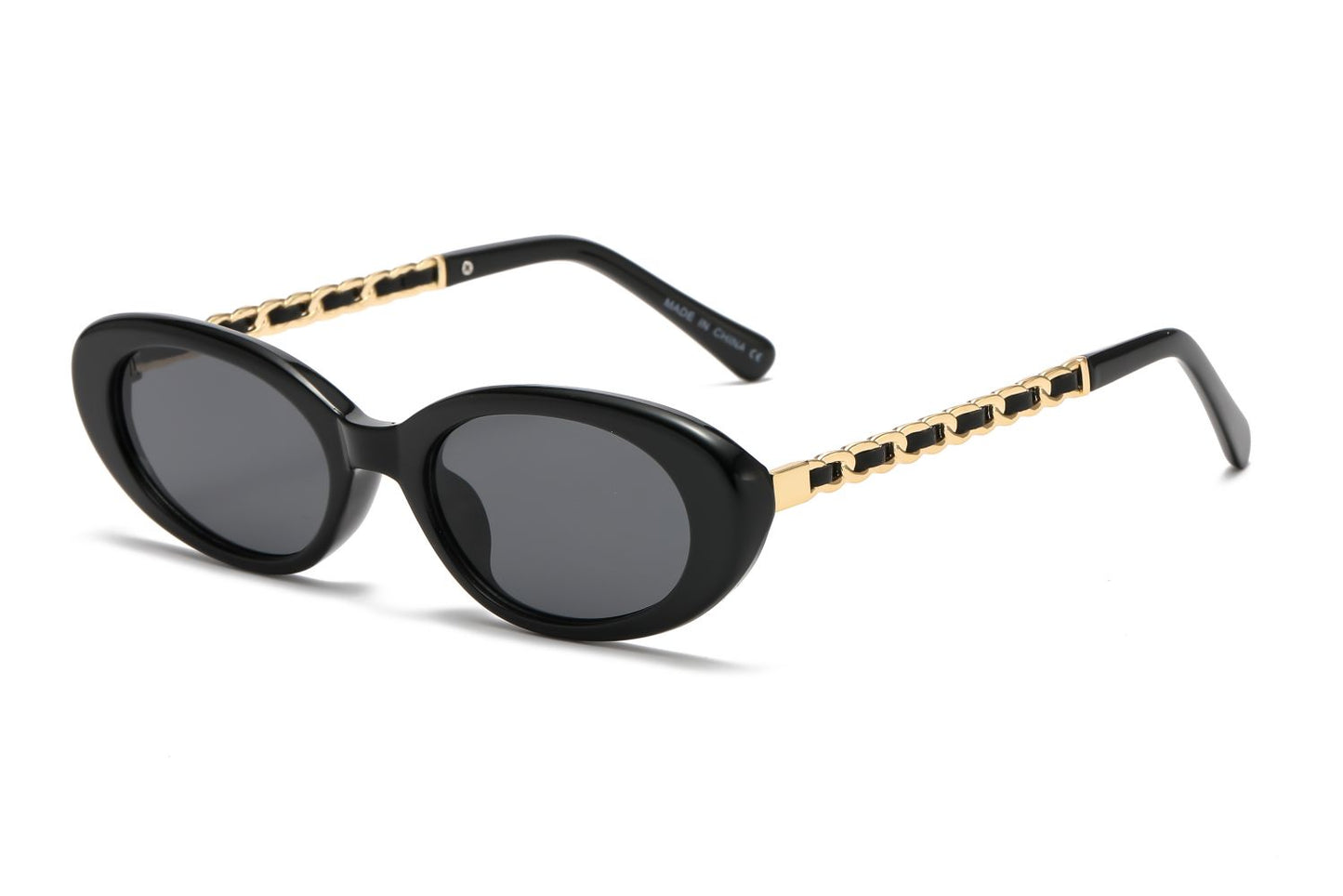Emely - Dilly Dollar Optical -