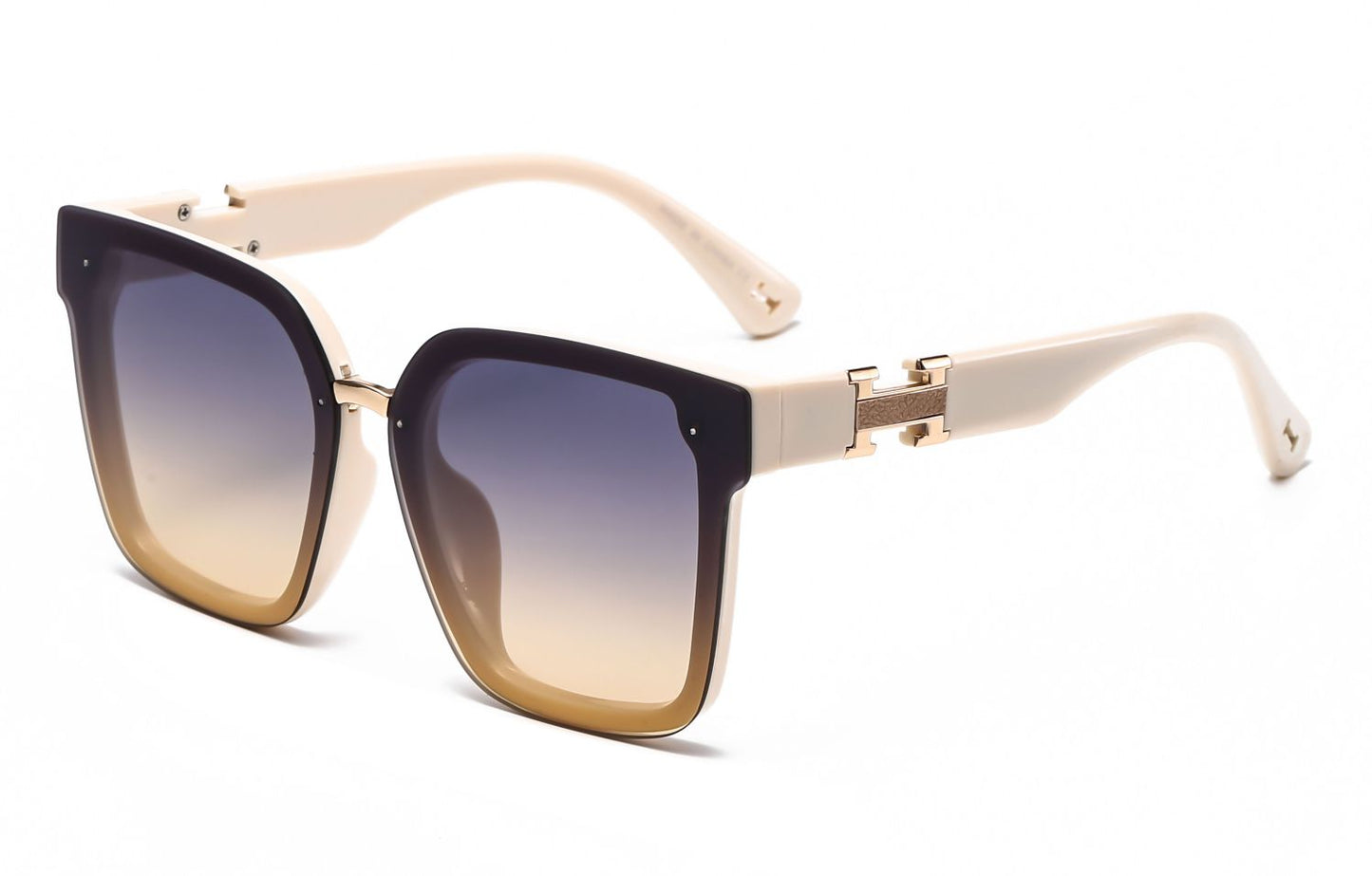Colleen - Dilly Dollar Optical -